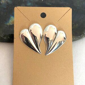 Sterling Silver 925 1.19" Asymmetrical Curved Puffy Heart Stud Earrings